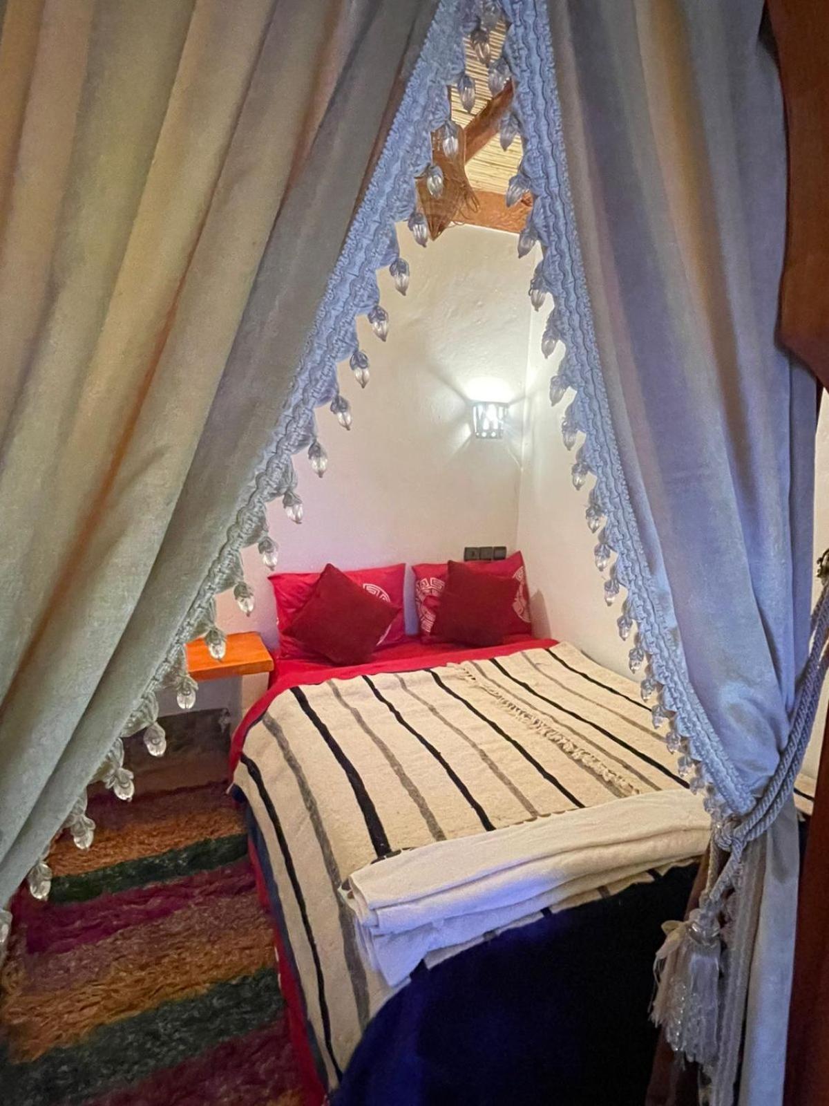 Auberge Oued Dades Boumalne Dades Bagian luar foto